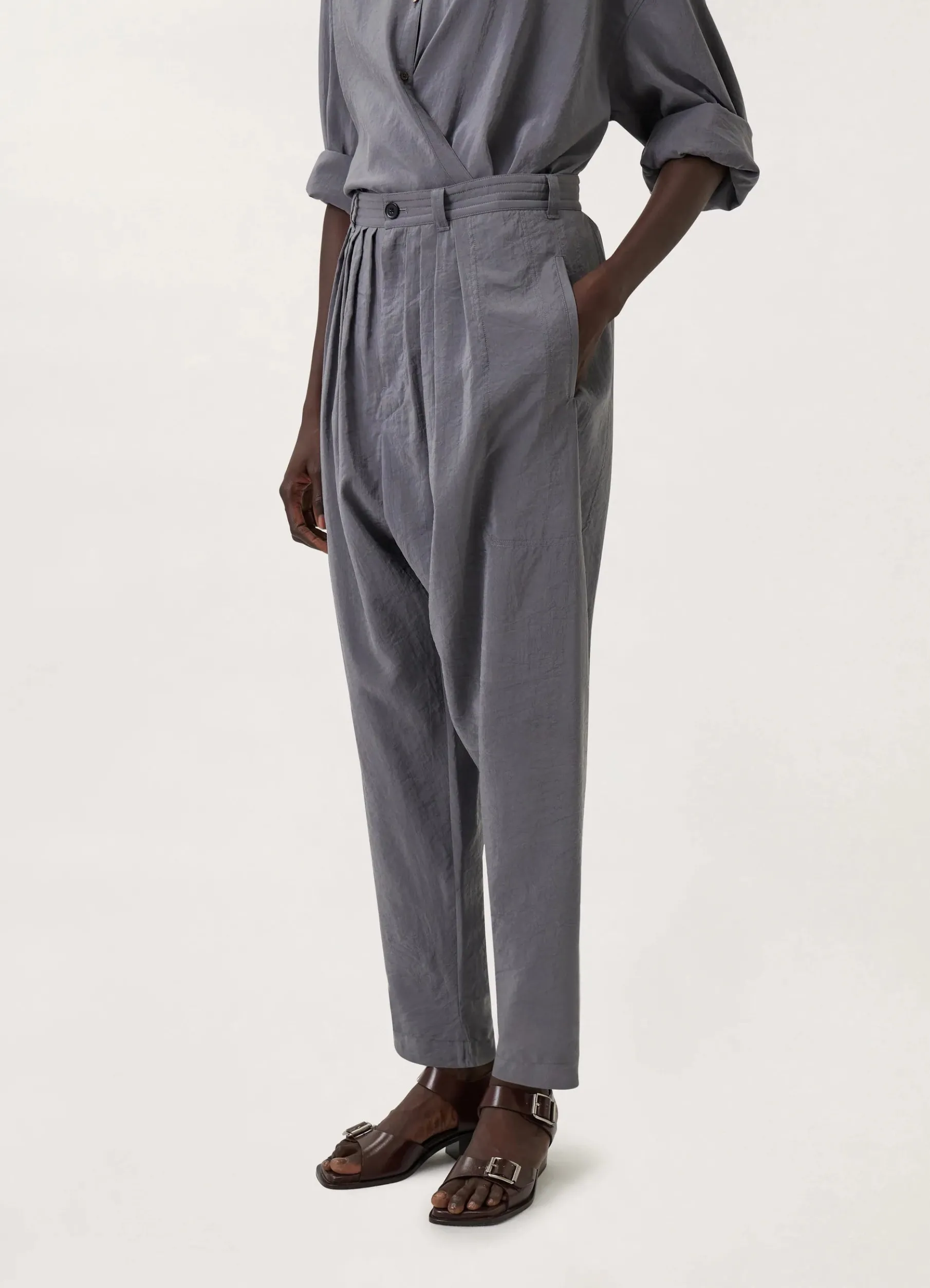 Soft Pleated Pants