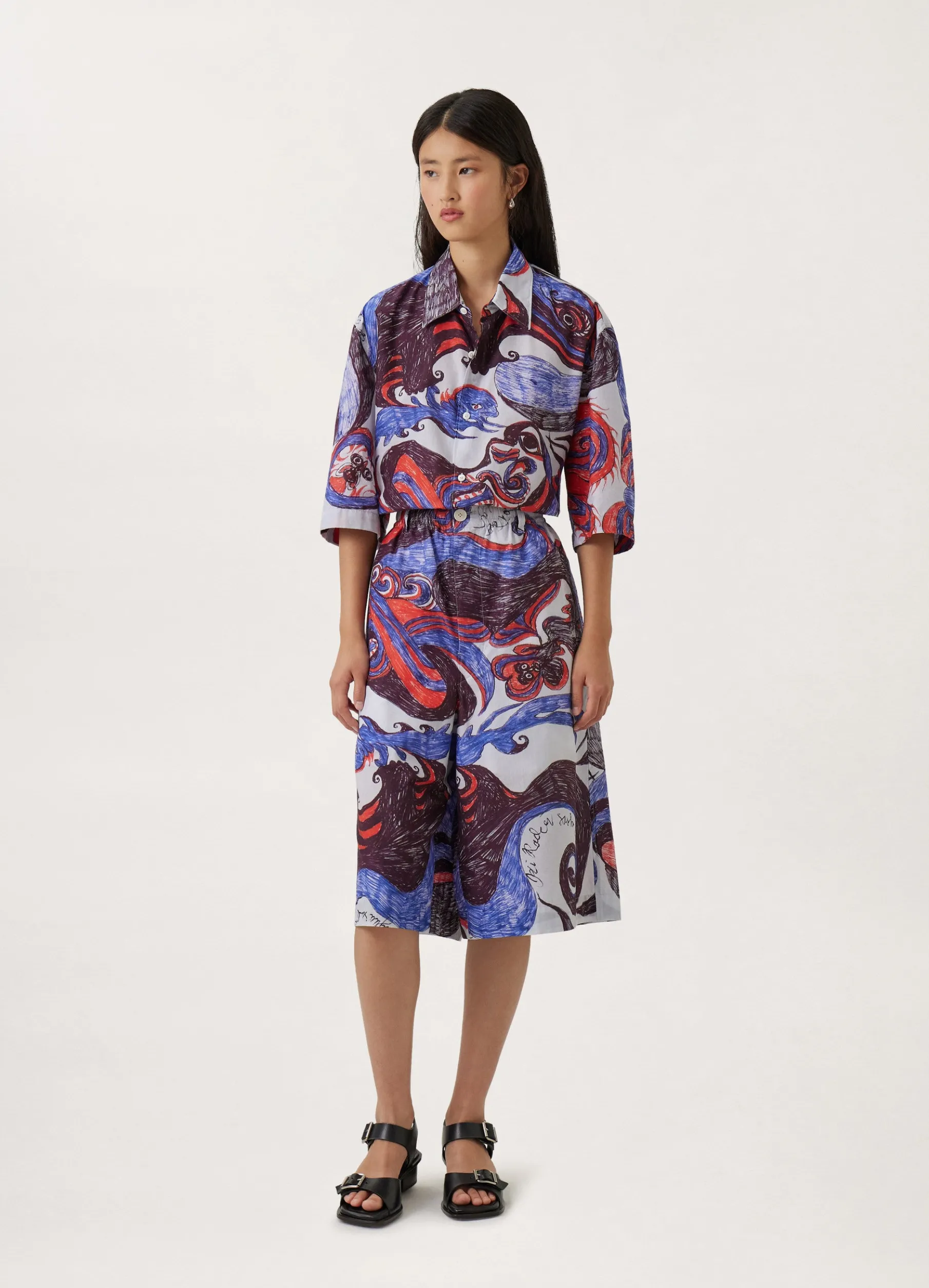 Angkasapura Bermuda Shorts