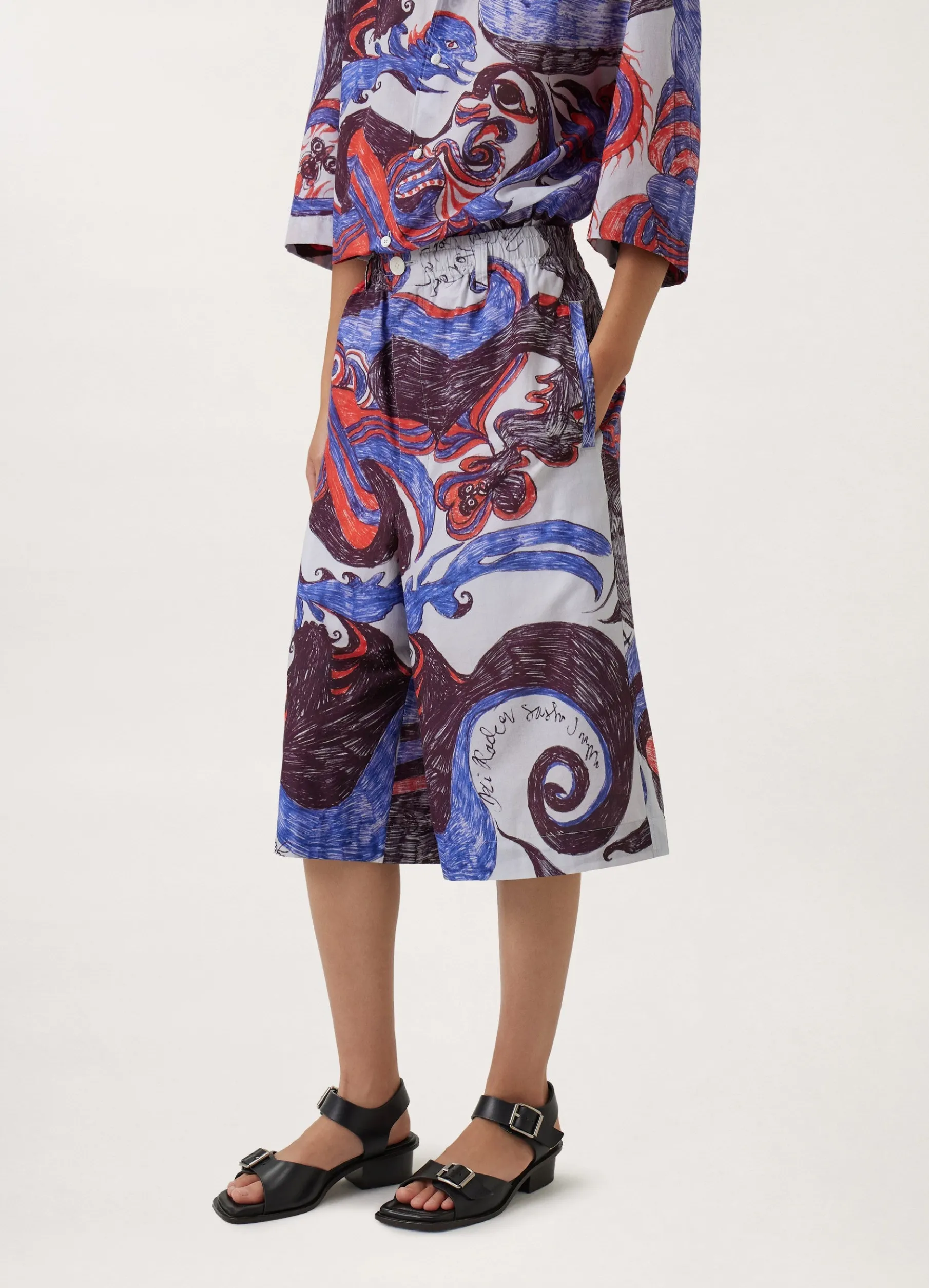 Angkasapura Bermuda Shorts