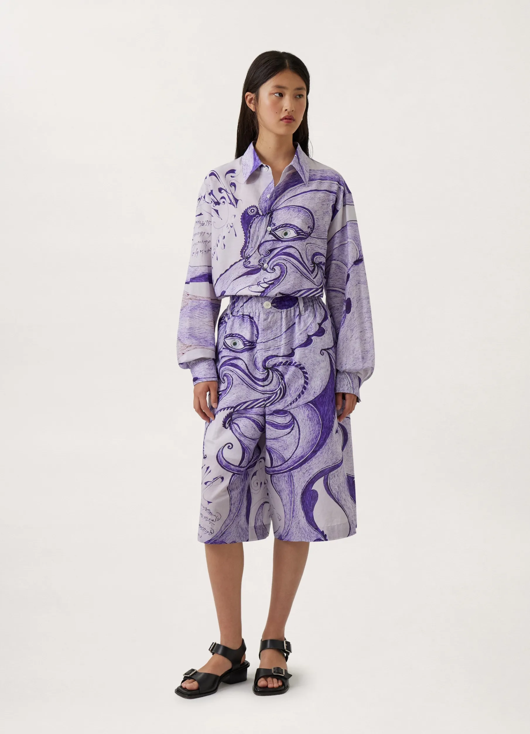 Angkasapura Bermuda Shorts